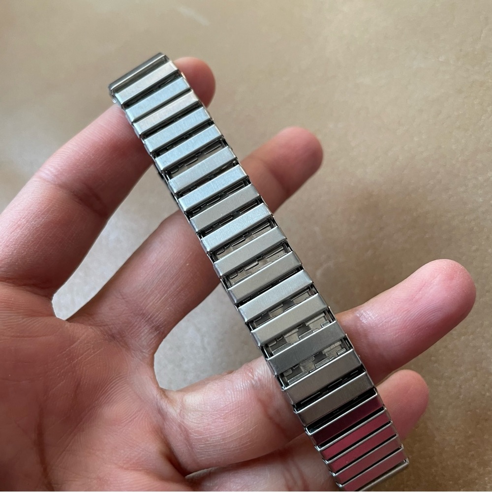 Watch band style bracelet metallic silver stretch adjustable reflective glam - Picture 6 of 6